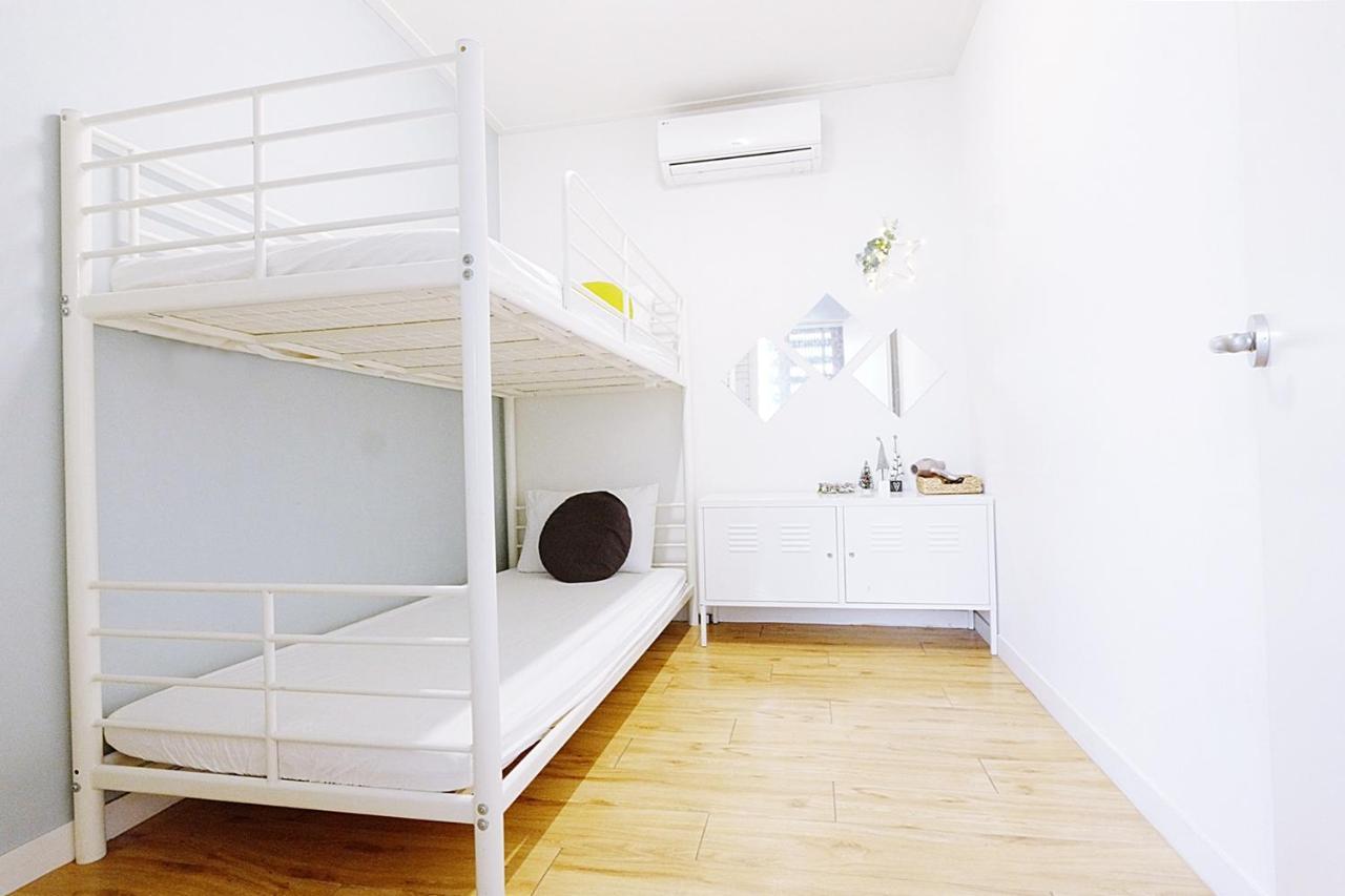 Moca Guest house 2*
